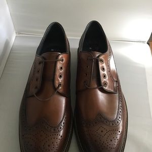 JOHNTSON & MURPHY SHOES FOR MEN..